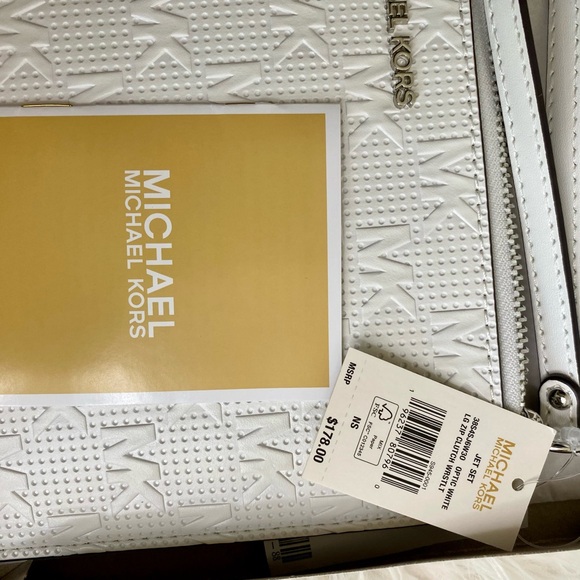 Michael Kors Large Zip Clutch, “Jet Set” Signature, Branded, White, NWT - Picture 7 of 11